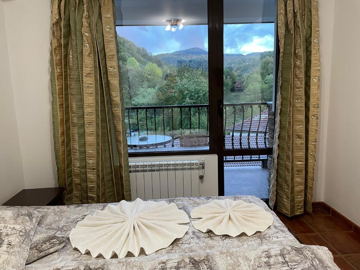 Hotel Hitar Petar Gabrovo Exteriör bild