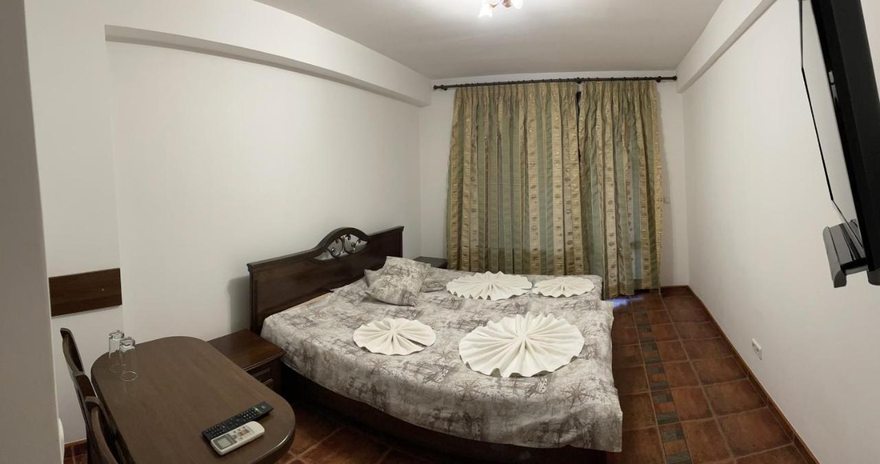 Hotel Hitar Petar Gabrovo Exteriör bild